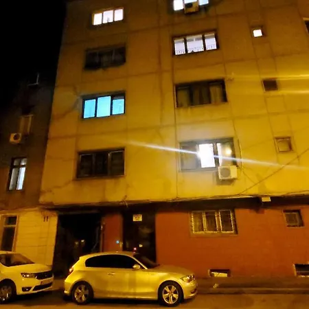 Luxury Studio In The Center Of بوخارست